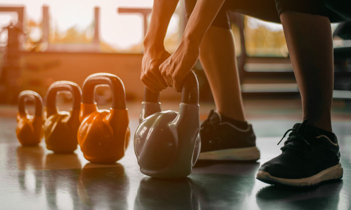 Kettlebells hos MUVING – Fitness Rødovre